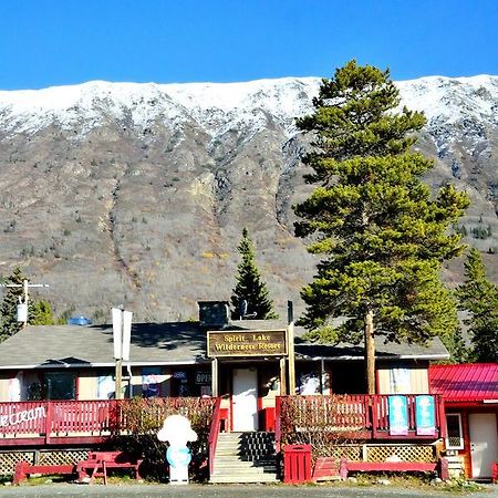 Spirit Lake Lodge Whitehorse Exteriör bild