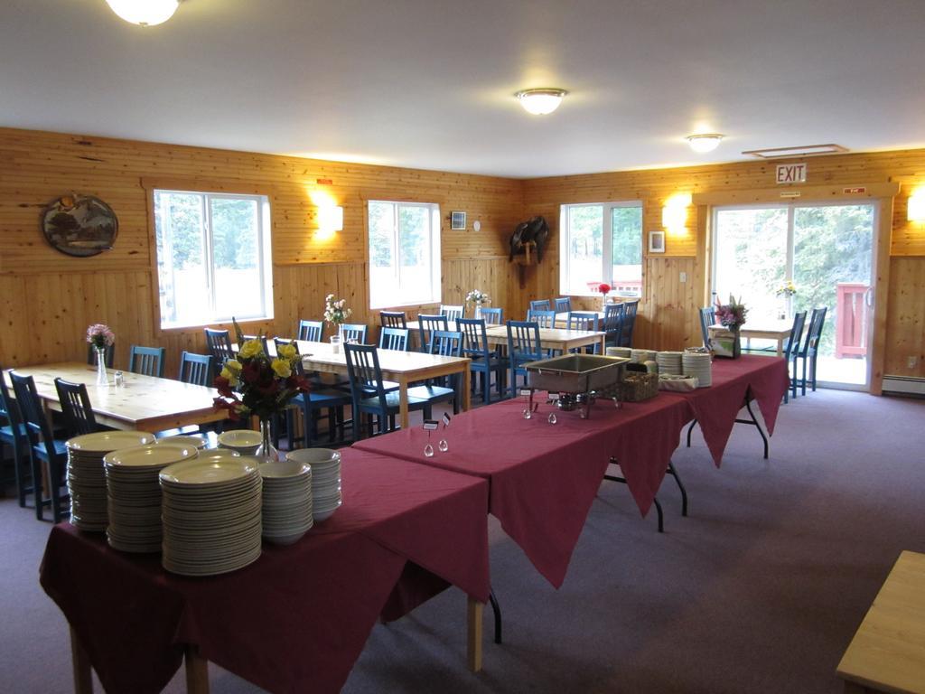 Spirit Lake Lodge Whitehorse Exteriör bild