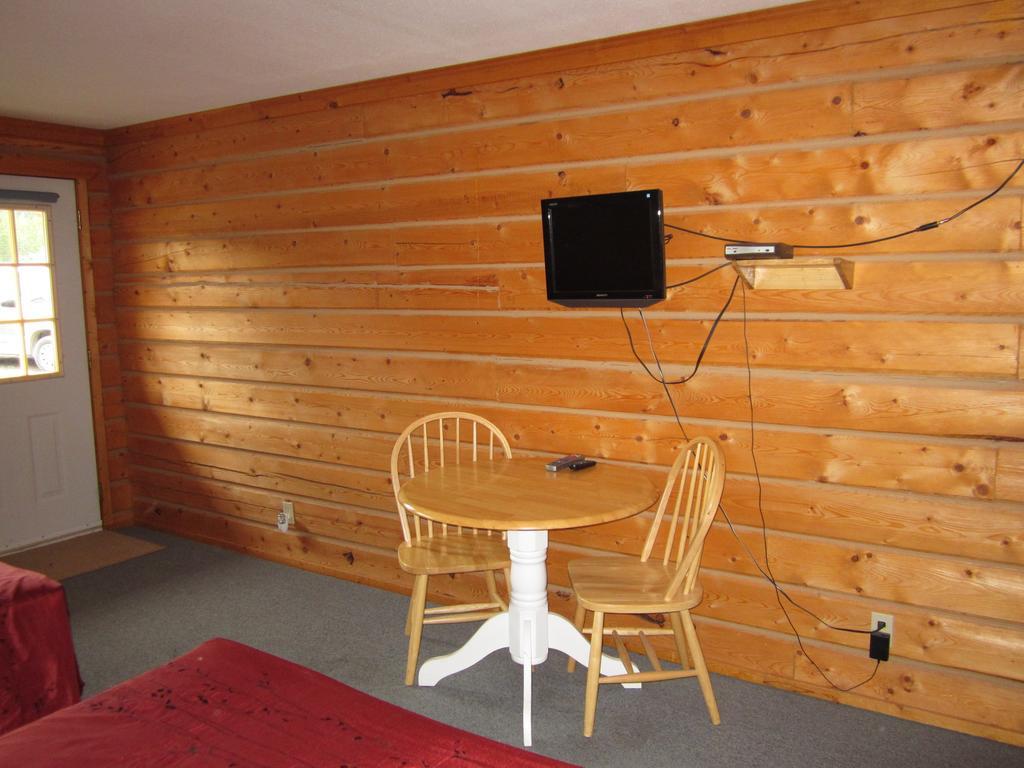 Spirit Lake Lodge Whitehorse Rum bild