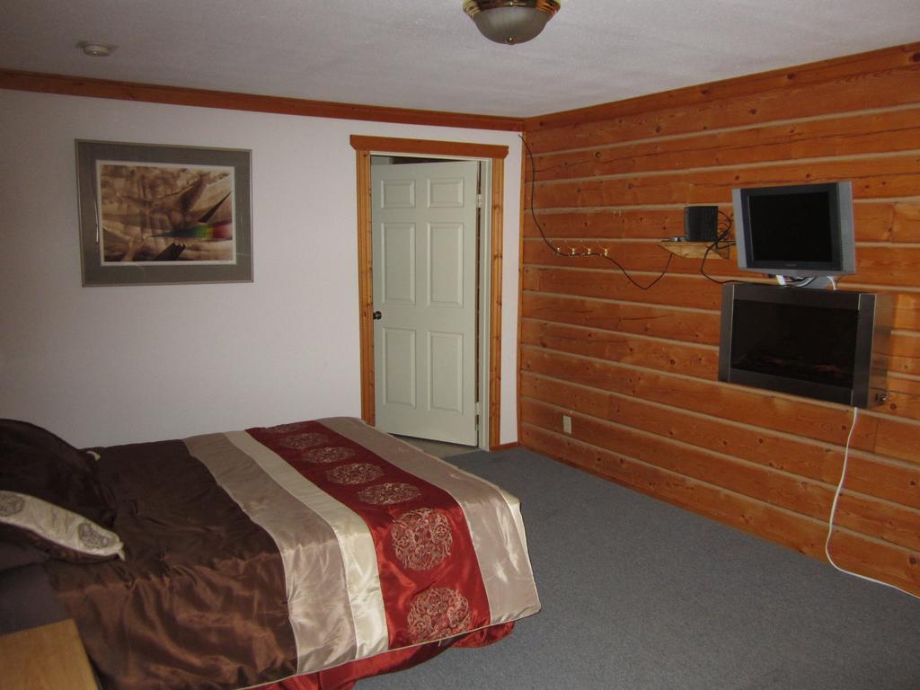 Spirit Lake Lodge Whitehorse Rum bild