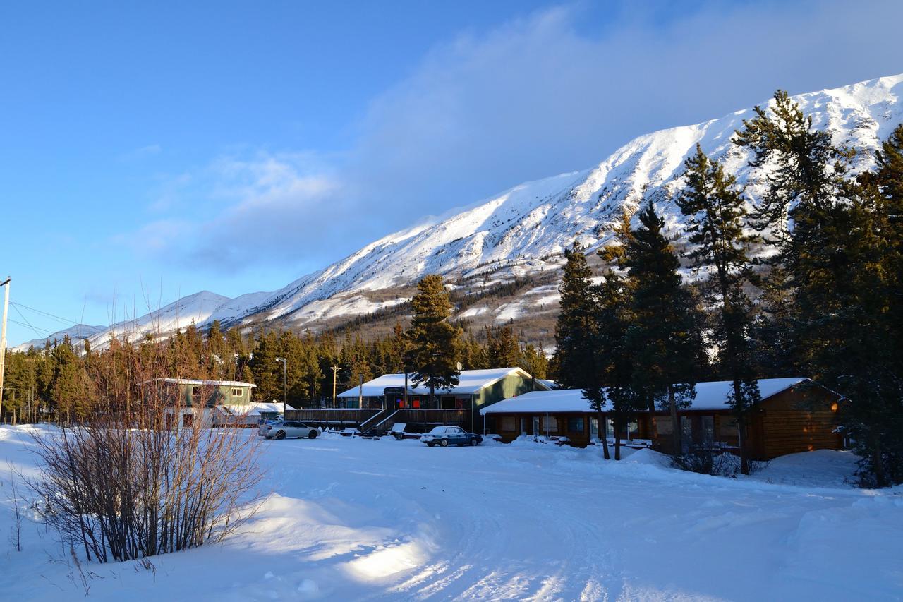 Spirit Lake Lodge Whitehorse Exteriör bild
